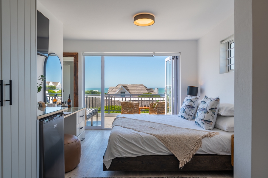 5 Bedroom Property for Sale in St Francis Bay Village Eastern Cape